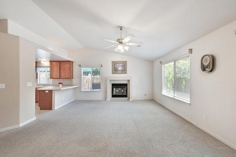 3739 E Stapp Ct, Visalia, CA 93292 photo 15