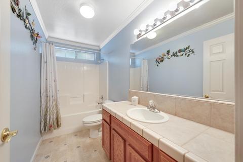 3739 E Stapp Ct, Visalia, CA 93292 photo 32