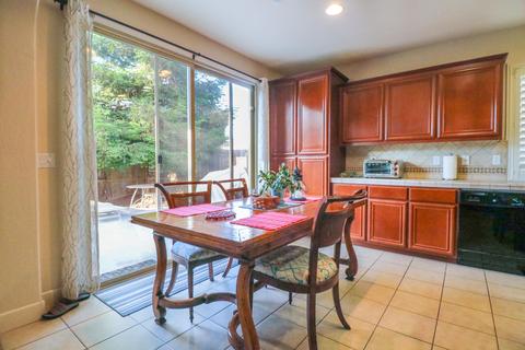 3704 E Seeger Ct, Visalia, CA 93292 photo 10