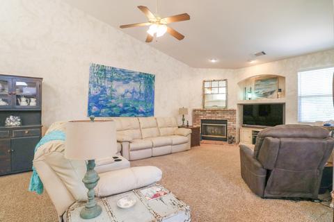 1140 E Chestnut Ct, Visalia, CA 93292 photo 10