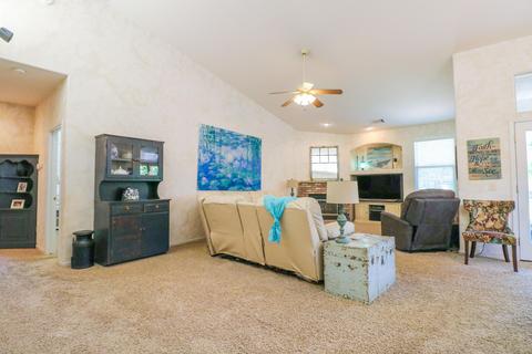 1140 E Chestnut Ct, Visalia, CA 93292 photo 6