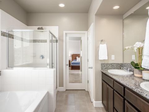 3530 Taylor Ln, Clovis, CA 93619 photo 8