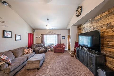 2294 Clover Meadow Ave, Tulare, CA 93274 photo 19