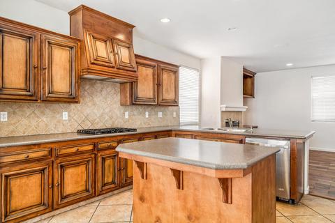 3103 Michael St, Visalia, CA 93292 photo 12