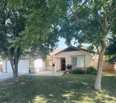 3727 E Vista Dr, Visalia, CA 93292 photo 1