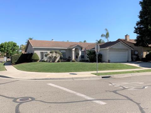 1795 Modoc Ave, Tulare, CA 93274 photo 2