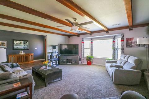 3034 E Sycamore Ave, Visalia, CA 93292 photo 5