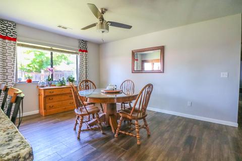 3034 E Sycamore Ave, Visalia, CA 93292 photo 15