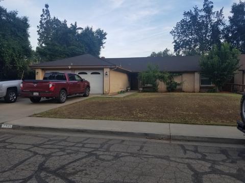 1741 E Feemster Ct, Visalia, CA 93292 photo 1