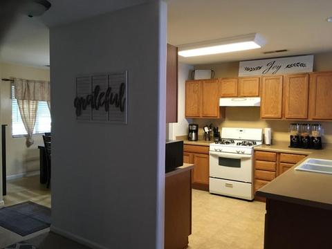 4322 E Bennett Cir, Visalia, CA 93292 photo 6