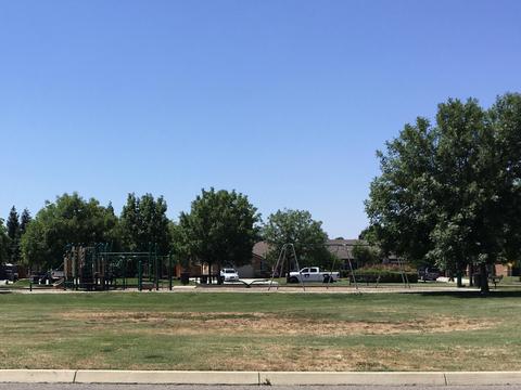 4322 E Bennett Cir, Visalia, CA 93292 photo 25