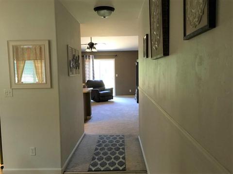 4322 E Bennett Cir, Visalia, CA 93292 photo 3