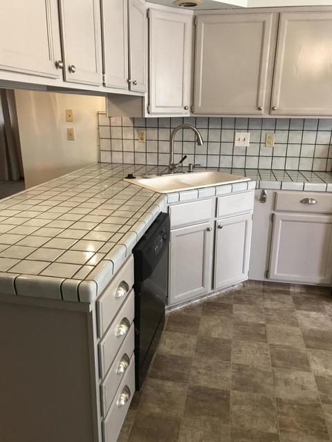 1746 E Laurel Ave, Visalia, CA 93292 photo 9