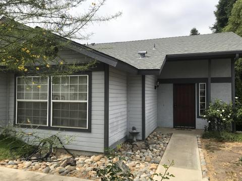 1746 E Laurel Ave, Visalia, CA 93292 photo 1