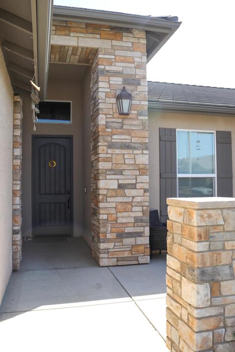 2019 E Walnut Ave, Tulare, CA 93274 photo 4
