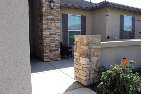 2019 E Walnut Ave, Tulare, CA 93274 photo 3