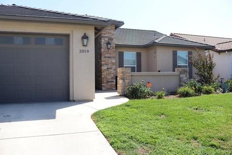 2019 E Walnut Ave, Tulare, CA 93274 photo 2