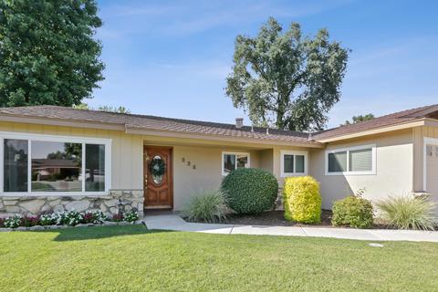 228 E Colonial Cir, Tulare, CA 93274 photo 3