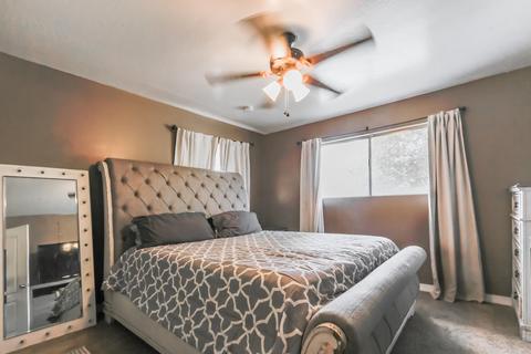 303 E Willow St, Exeter, CA 93221 photo 17