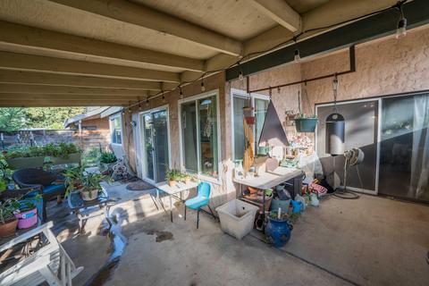 1706 E Perez Ct, Visalia, CA 93292 photo 35