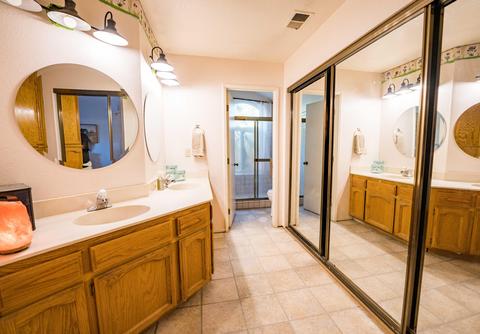 1706 E Perez Ct, Visalia, CA 93292 photo 27