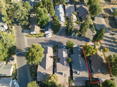 1706 E Perez Ct, Visalia, CA 93292 photo 6