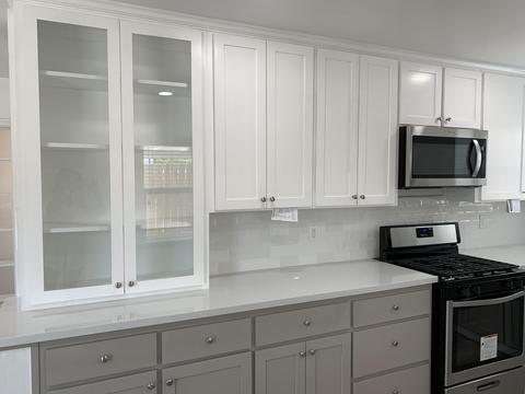 517 E Laurel Ave, Visalia, CA 93292 photo 2