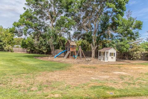 524 Philan Cir, Lemoore, CA 93245 photo 50