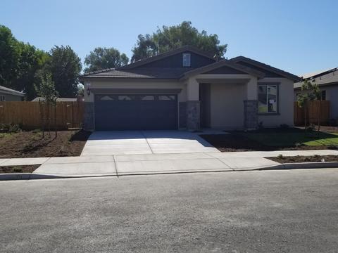 471 Daphne Ln, Lemoore, CA 93245 photo 1