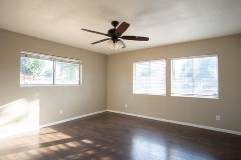 650 N E St, Tulare, CA 93274 photo 6