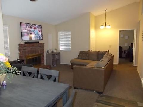 1329 E Ferguson Ct, Visalia, CA 93292 photo 3