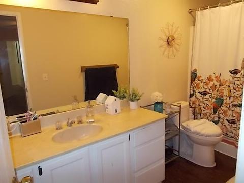 1329 E Ferguson Ct, Visalia, CA 93292 photo 13