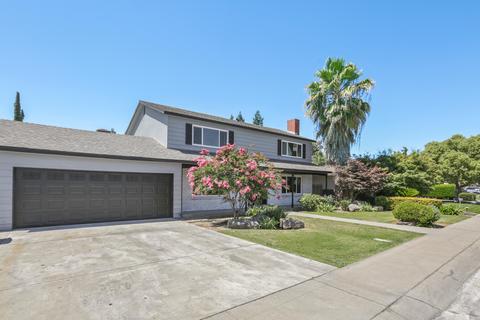531 W Iris Ave, Visalia, CA 93277 photo 2