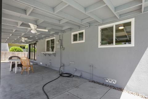 531 W Iris Ave, Visalia, CA 93277 photo 32