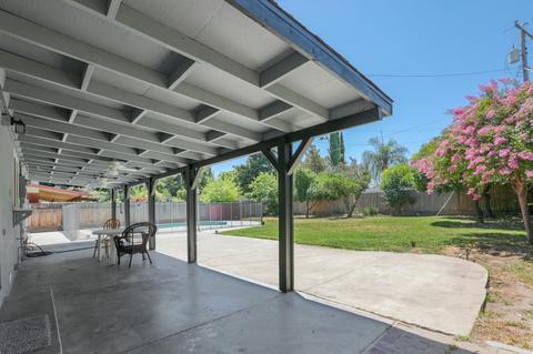 531 W Iris Ave, Visalia, CA 93277 photo 33