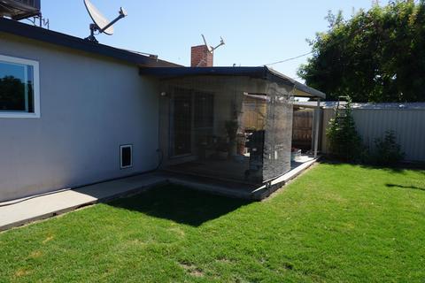 3207 E Laurel Ave, Visalia, CA 93292 photo 4