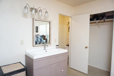 3207 E Laurel Ave, Visalia, CA 93292 photo 12