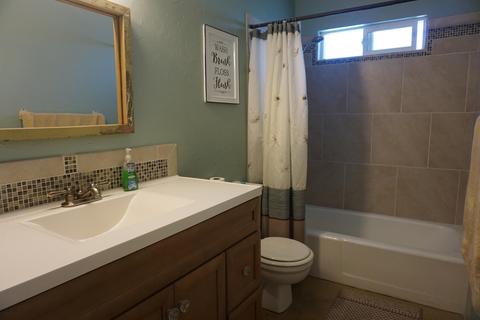 3207 E Laurel Ave, Visalia, CA 93292 photo 14