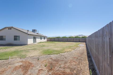 695 Blossom Ct, Exeter, CA 93221 photo 21