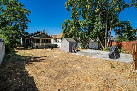 210 E 11th St, Hanford, CA 93230 photo 24