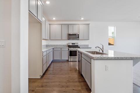 3142 E Harter Ave, Visalia, CA 93292 photo 9