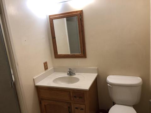 549 E Myrtle Ave, Visalia, CA 93292 photo 9