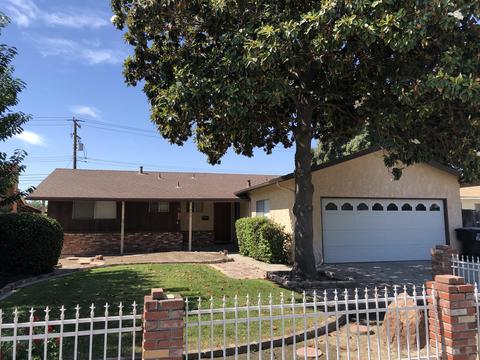 549 E Myrtle Ave, Visalia, CA 93292 photo 1
