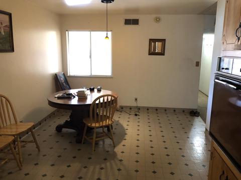 549 E Myrtle Ave, Visalia, CA 93292 photo 5