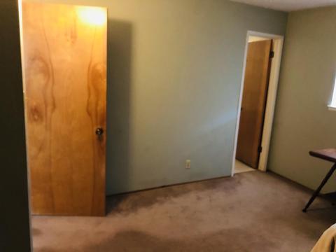 549 E Myrtle Ave, Visalia, CA 93292 photo 8
