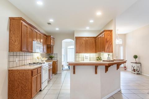 3443 E Howard Ct, Visalia, CA 93292 photo 21