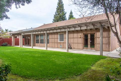 3443 E Howard Ct, Visalia, CA 93292 photo 49