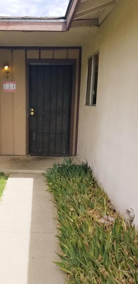 1362 E Birch Ave, Tulare, CA 93274 photo 3