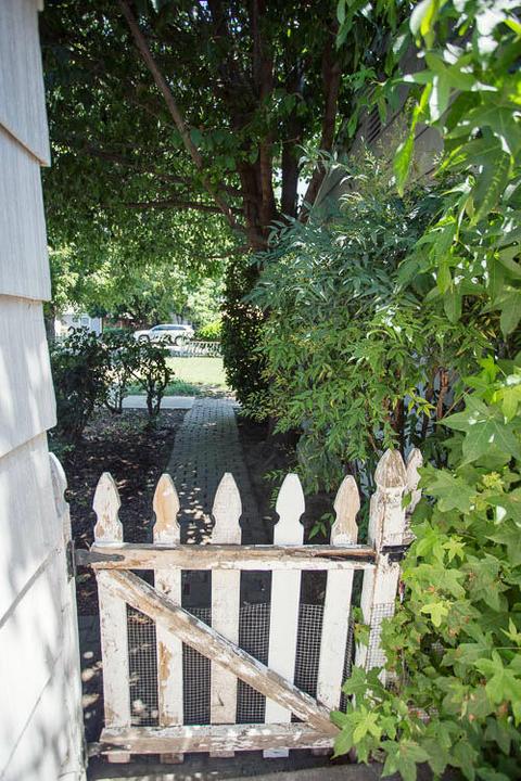 2431 E Westcott Ave, Visalia, CA 93292 photo 46