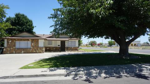 20 Acacia Dr, Lemoore, CA 93245 photo 3